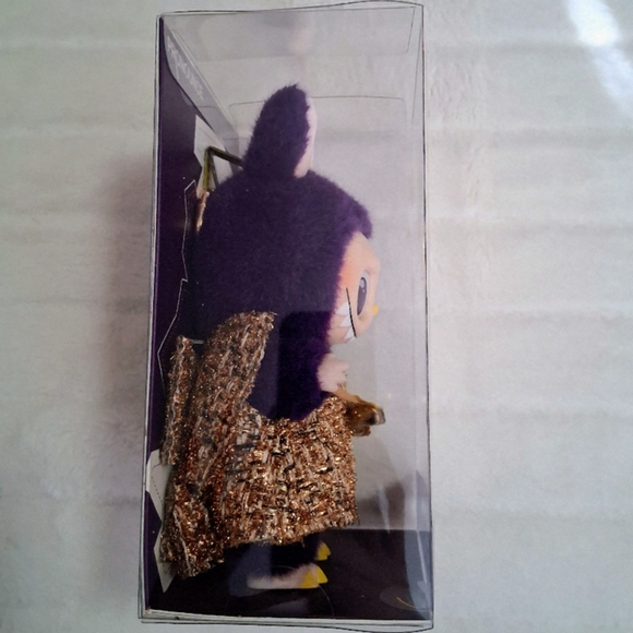 Pop Mart Labubu x Pronounce Wings of Fortune Vinyl Plush Labubu - Picture 5 of 6